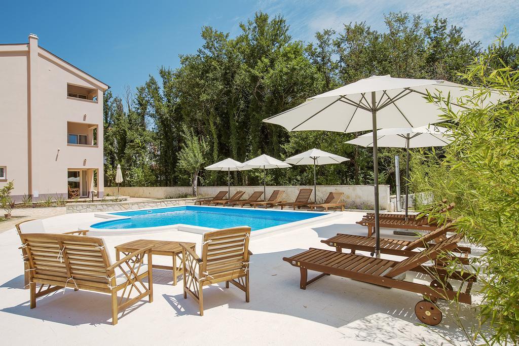 Residence Mediterraneo II 巴斯卡 外观 照片