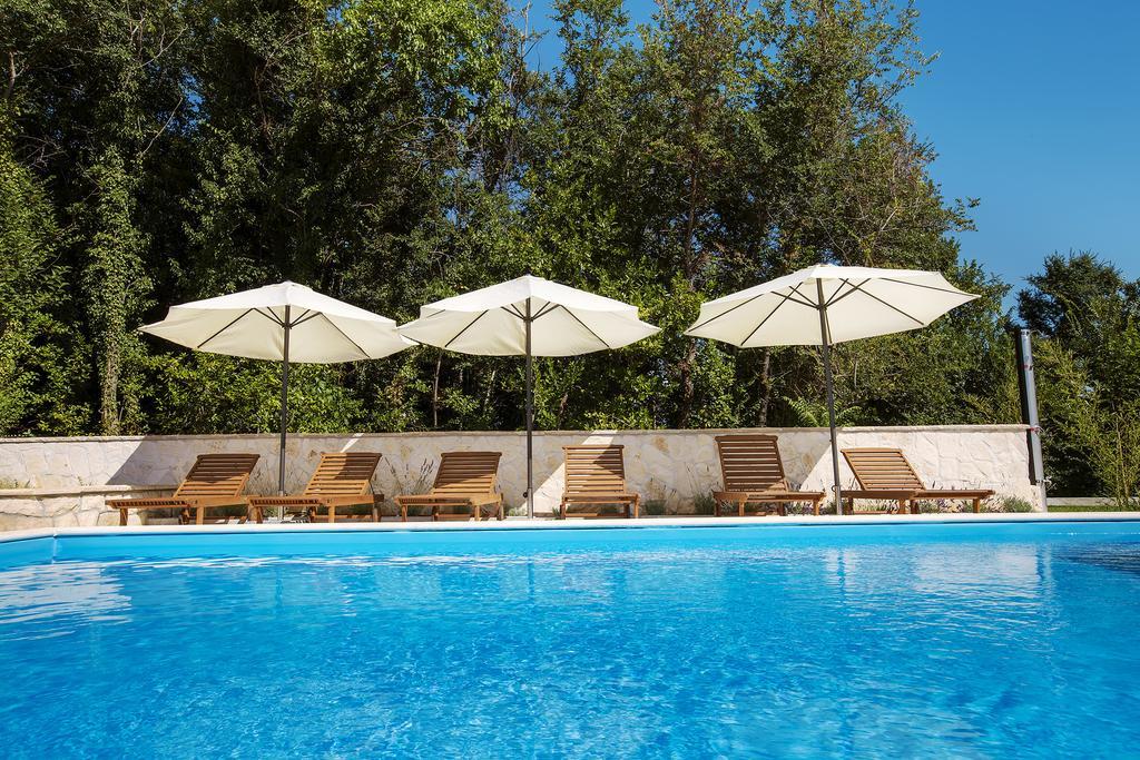 Residence Mediterraneo II 巴斯卡 外观 照片