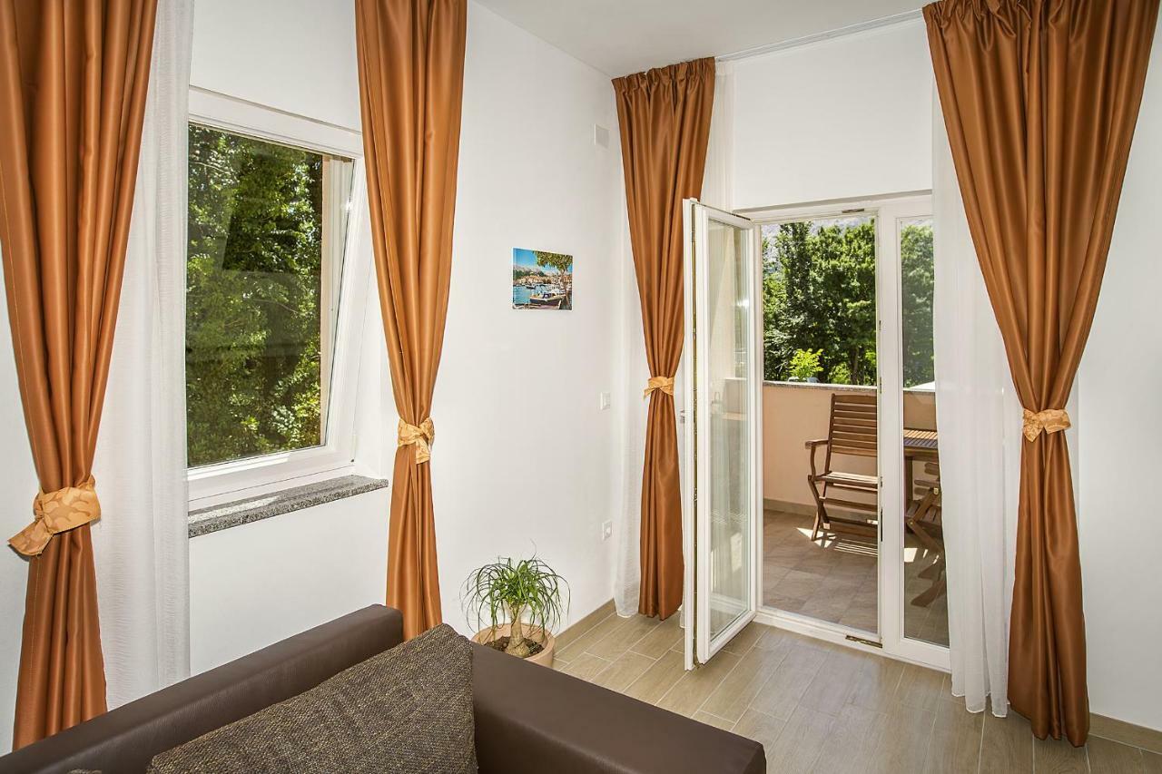 Residence Mediterraneo II 巴斯卡 外观 照片