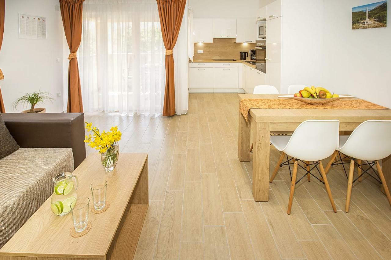 Residence Mediterraneo II 巴斯卡 外观 照片