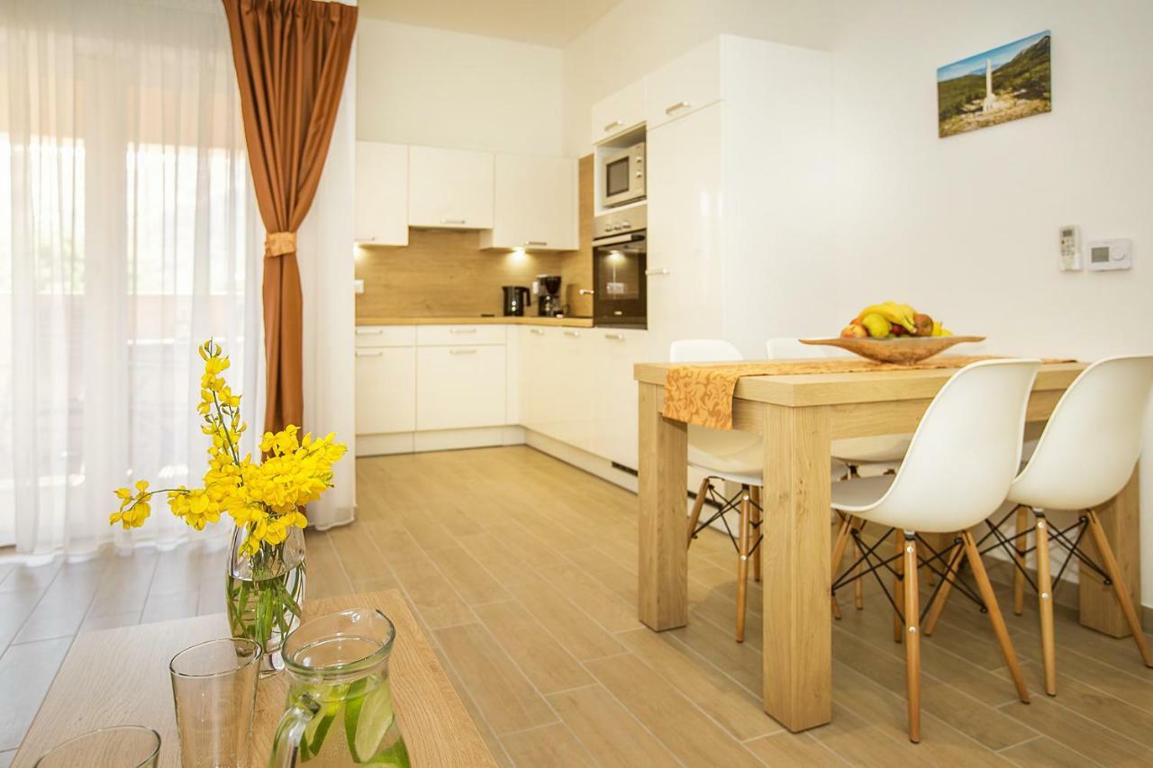 Residence Mediterraneo II 巴斯卡 外观 照片
