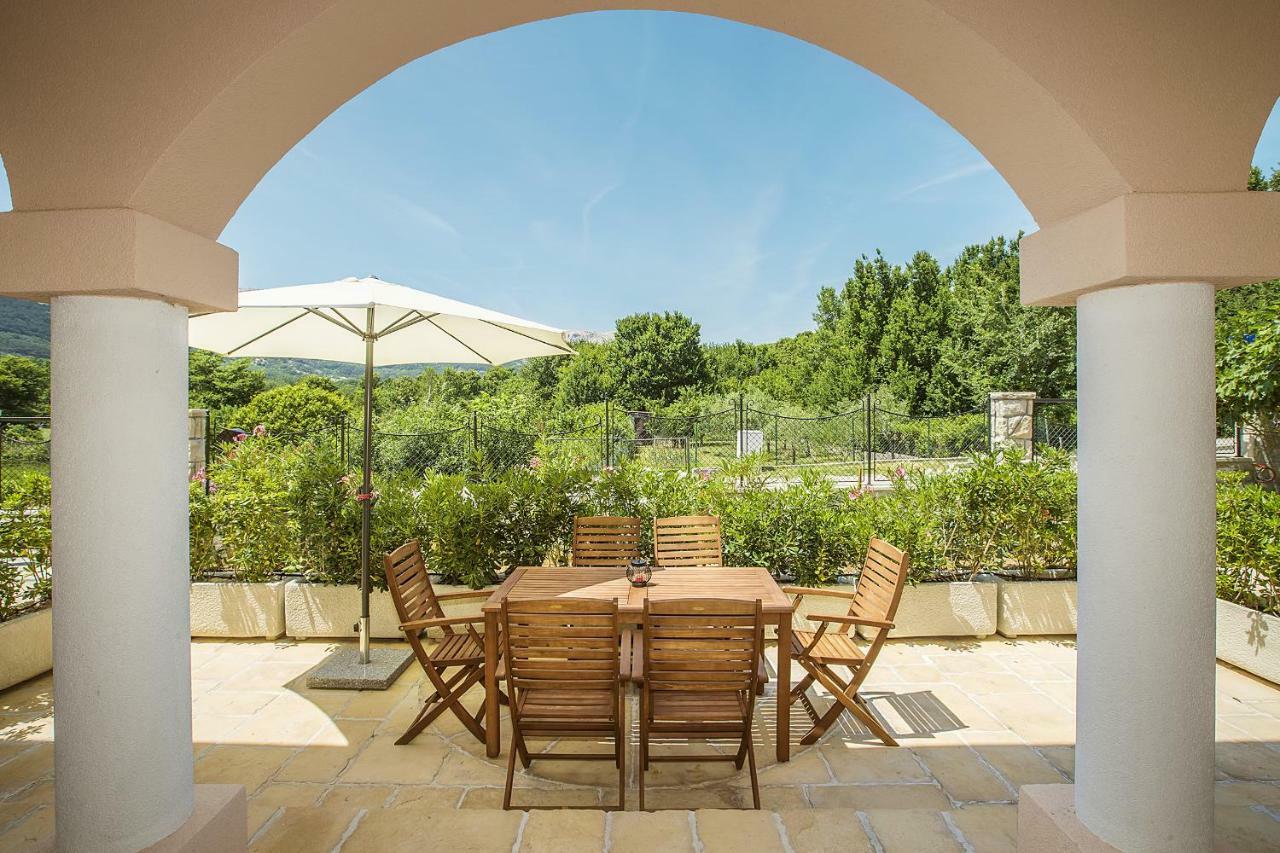 Residence Mediterraneo II 巴斯卡 外观 照片