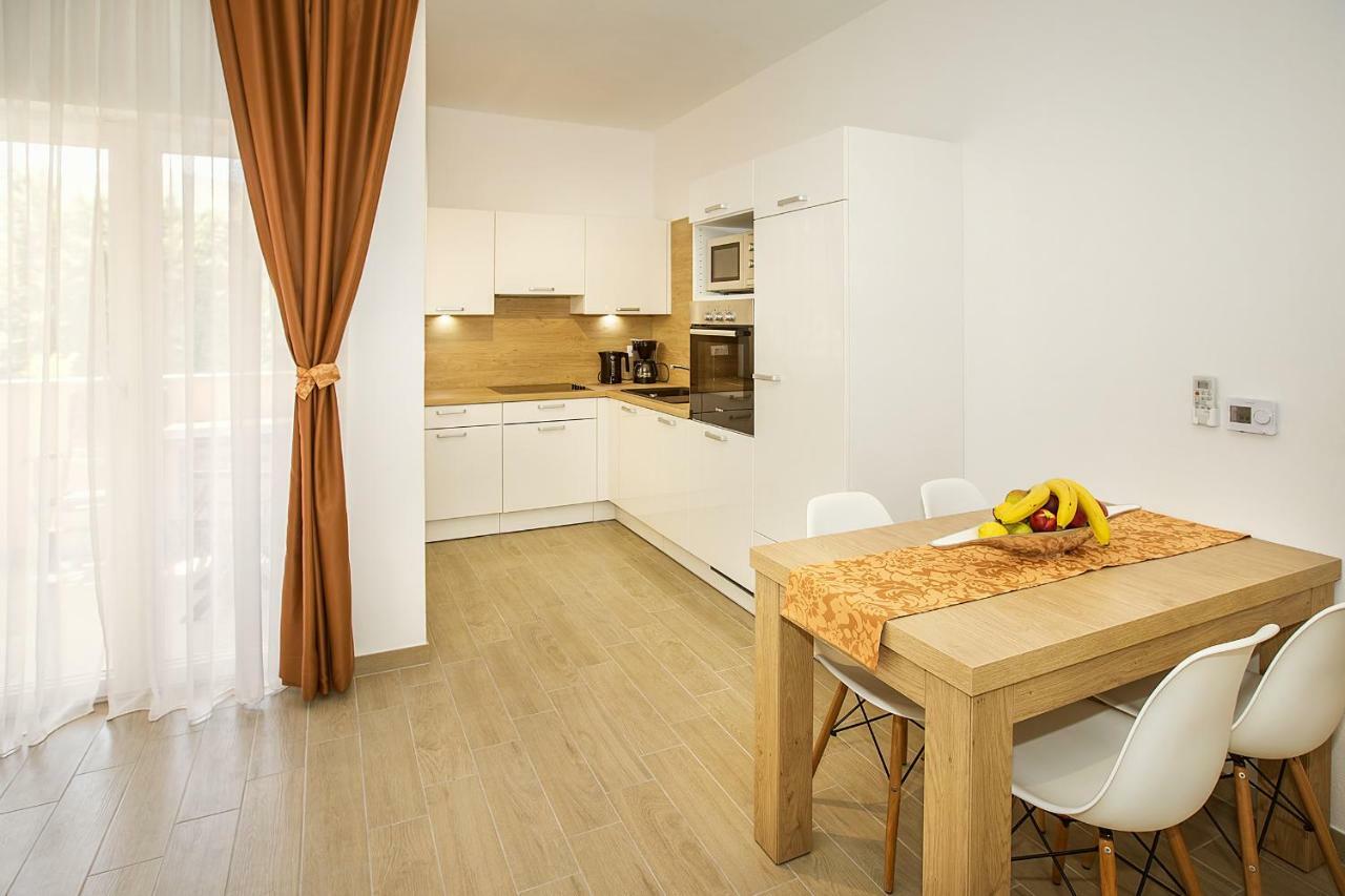 Residence Mediterraneo II 巴斯卡 外观 照片