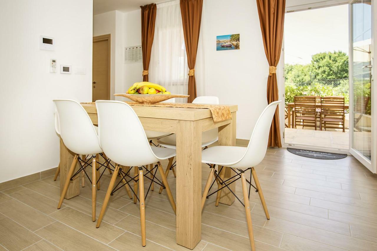 Residence Mediterraneo II 巴斯卡 外观 照片